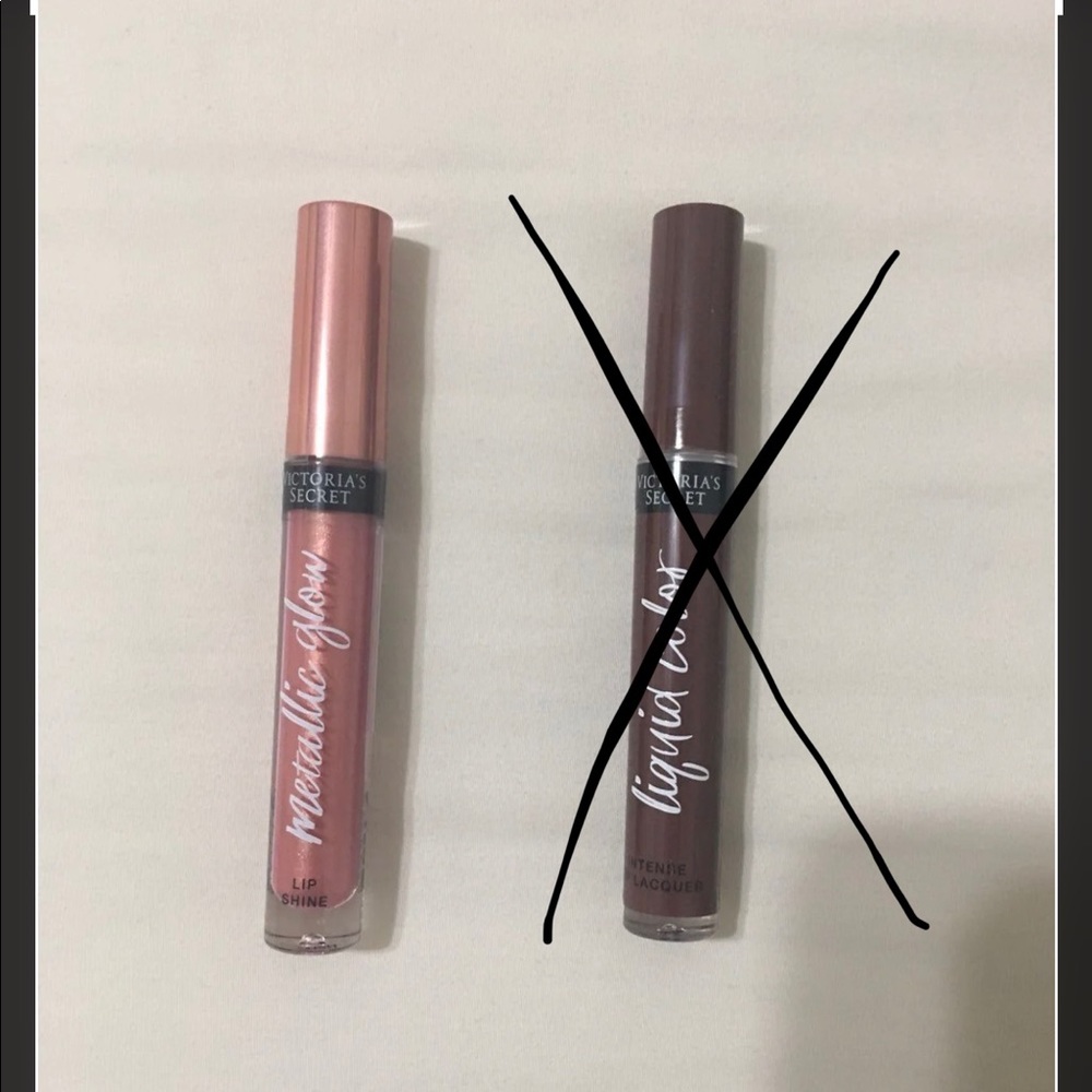 LOW PRICE 🎉 Sealed Victoria Secret lipgloss